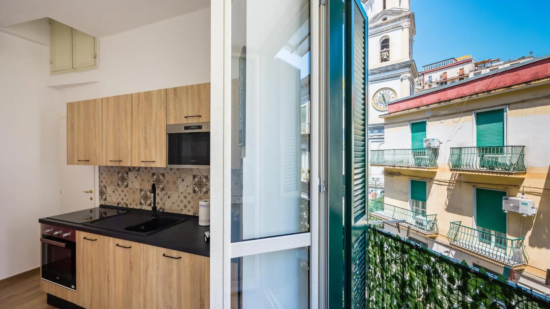Lammatari Fancy Flat By Napoliapartments 0*, Naples